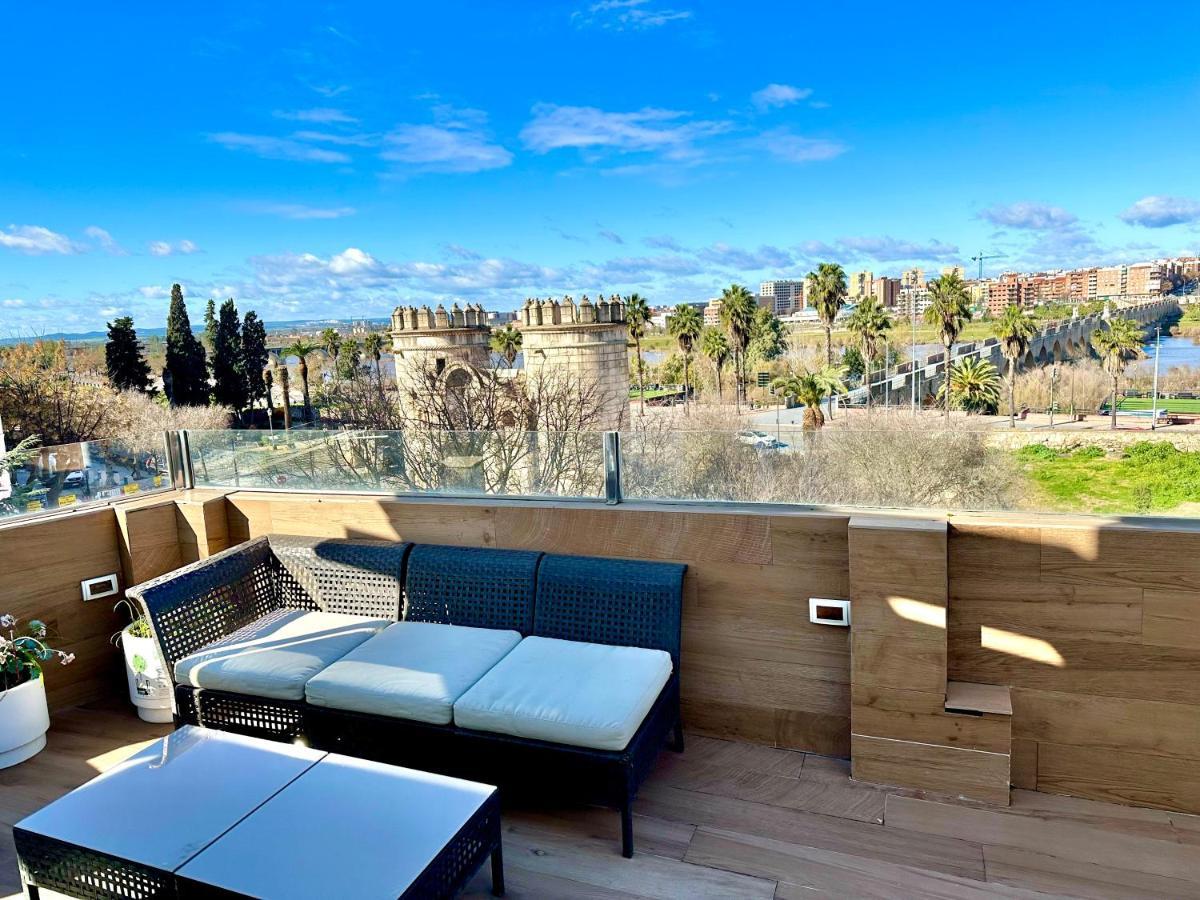 Alojamientos Puerta Palma Con Vistas Y Parking باداخوز المظهر الخارجي الصورة