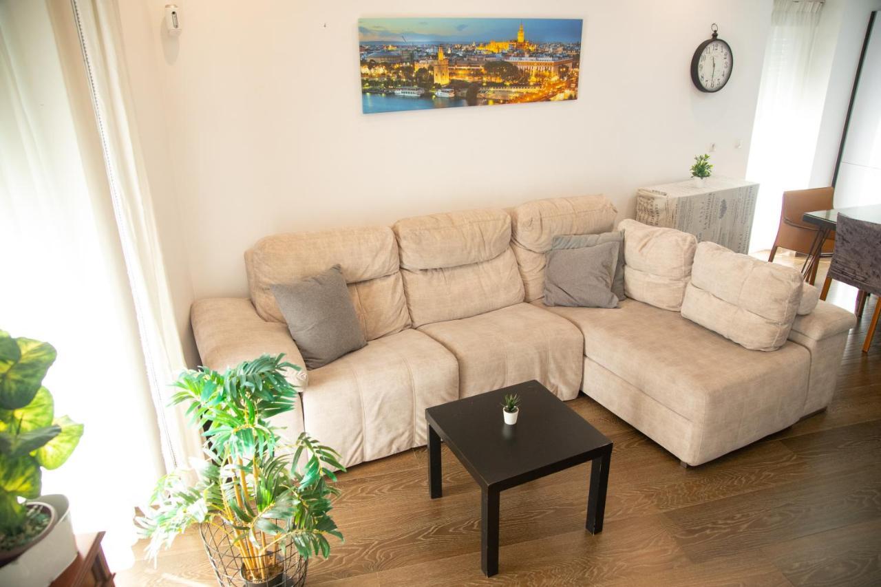 Alojamientos Puerta Palma Con Vistas Y Parking باداخوز المظهر الخارجي الصورة